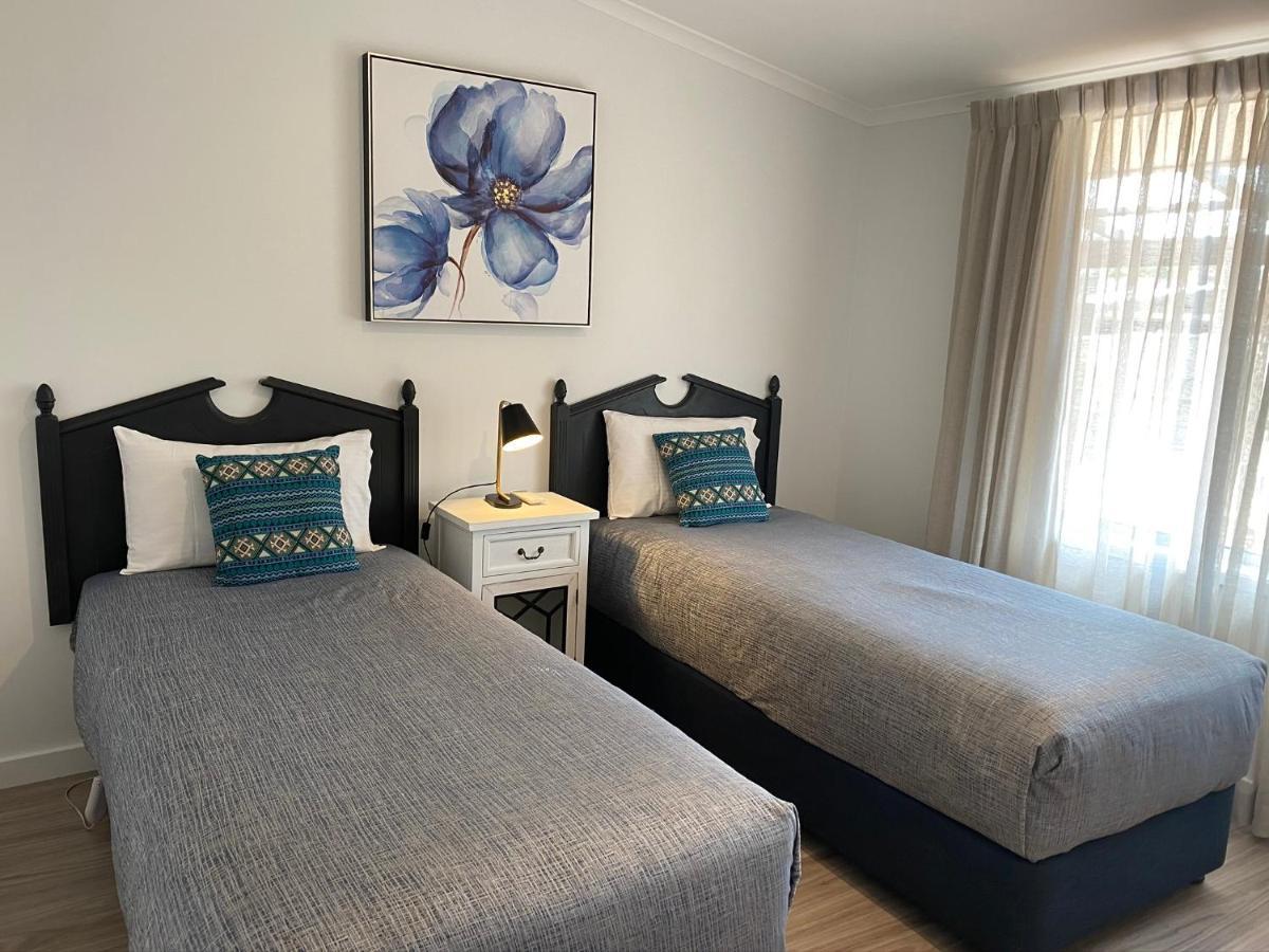 New England Motor Lodge Glen Innes Dış mekan fotoğraf